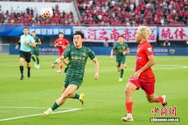 泰山队短暂假期后重返训练 备战即将到来的赛事